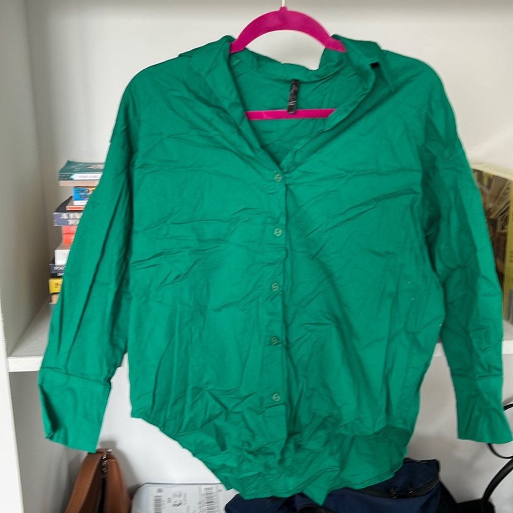 green button down